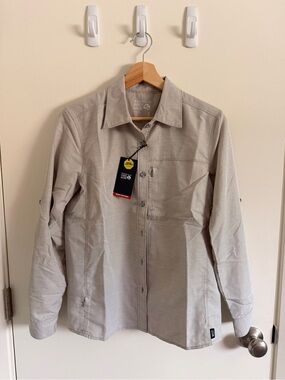 Mountain Hardwear Woman's Tan Lightweight Button-Up Sun Shirt